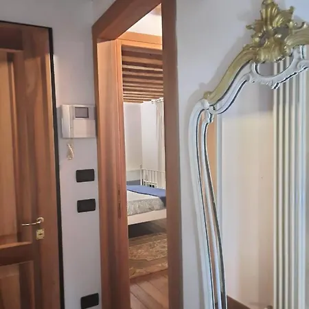 Apartment Mini Contra Pescherie